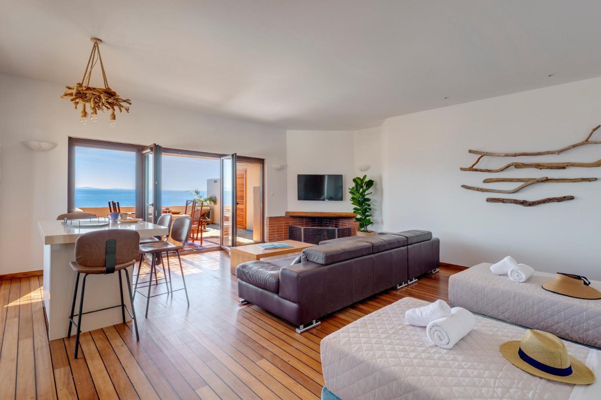 Lalari Beach Suites Vári Extérieur photo