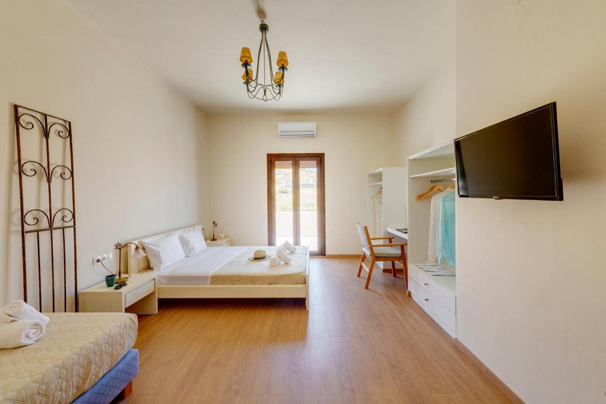 Lalari Beach Suites Vári Extérieur photo