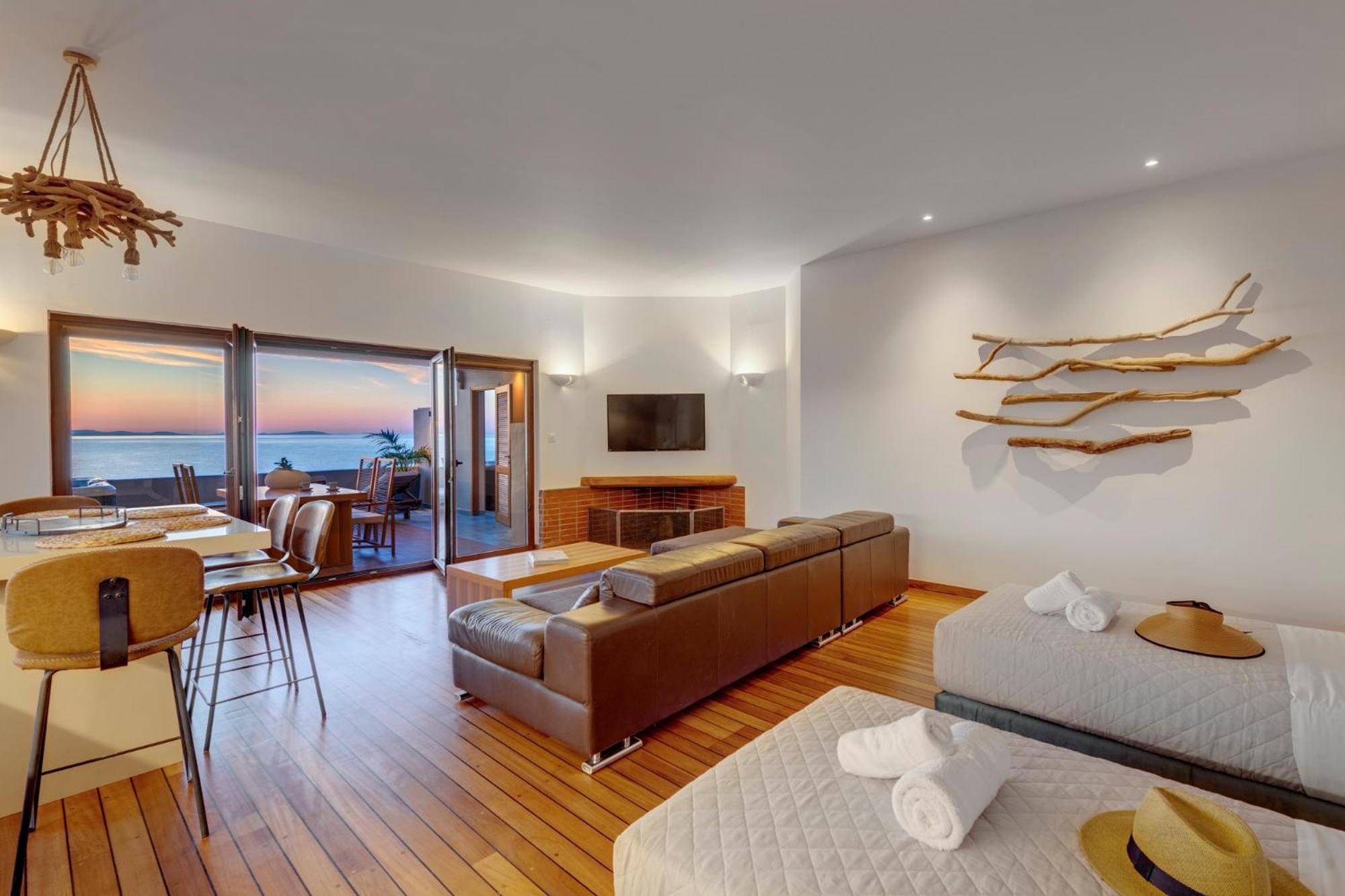 Lalari Beach Suites Vári Extérieur photo