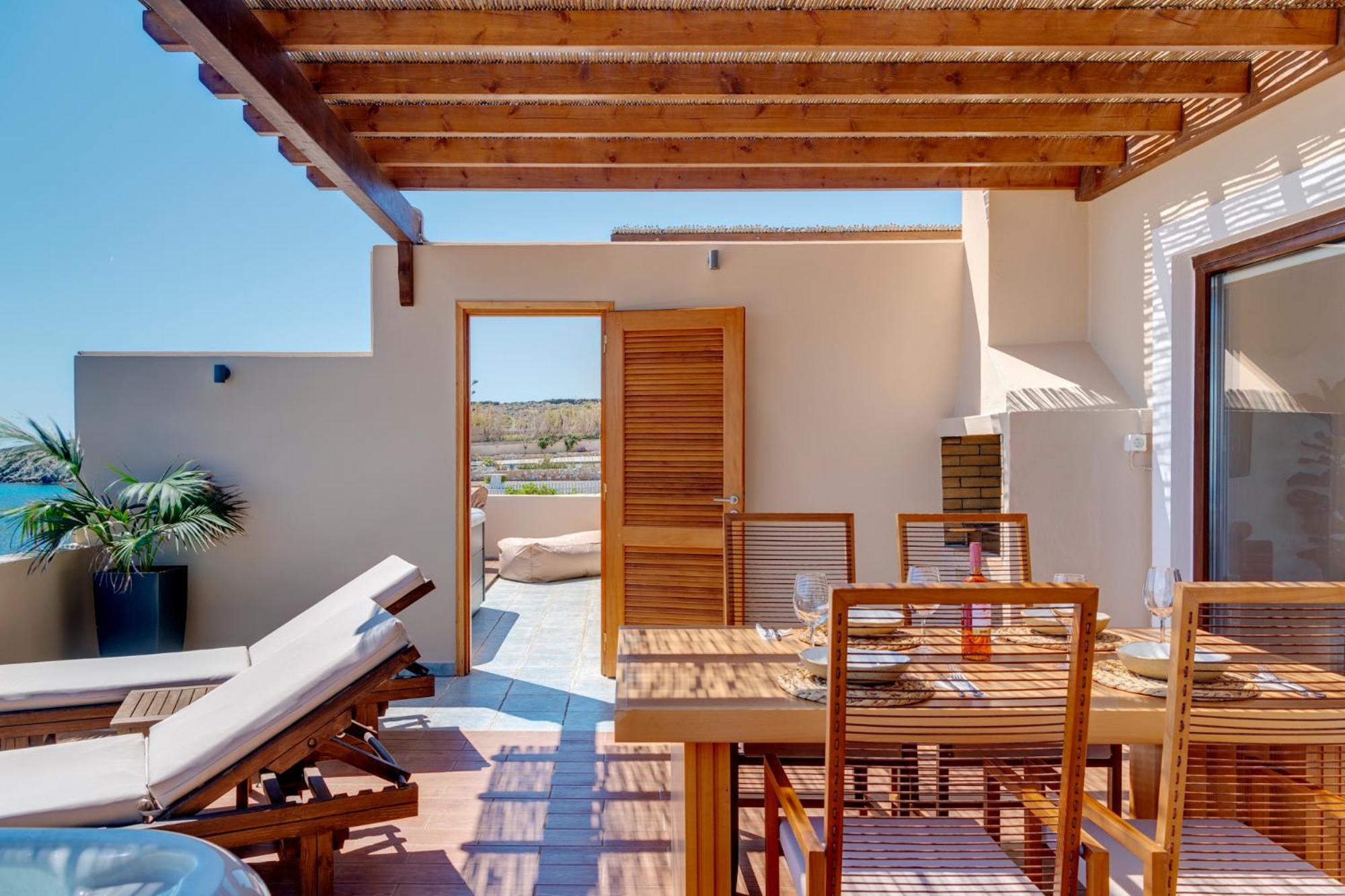 Lalari Beach Suites Vári Extérieur photo