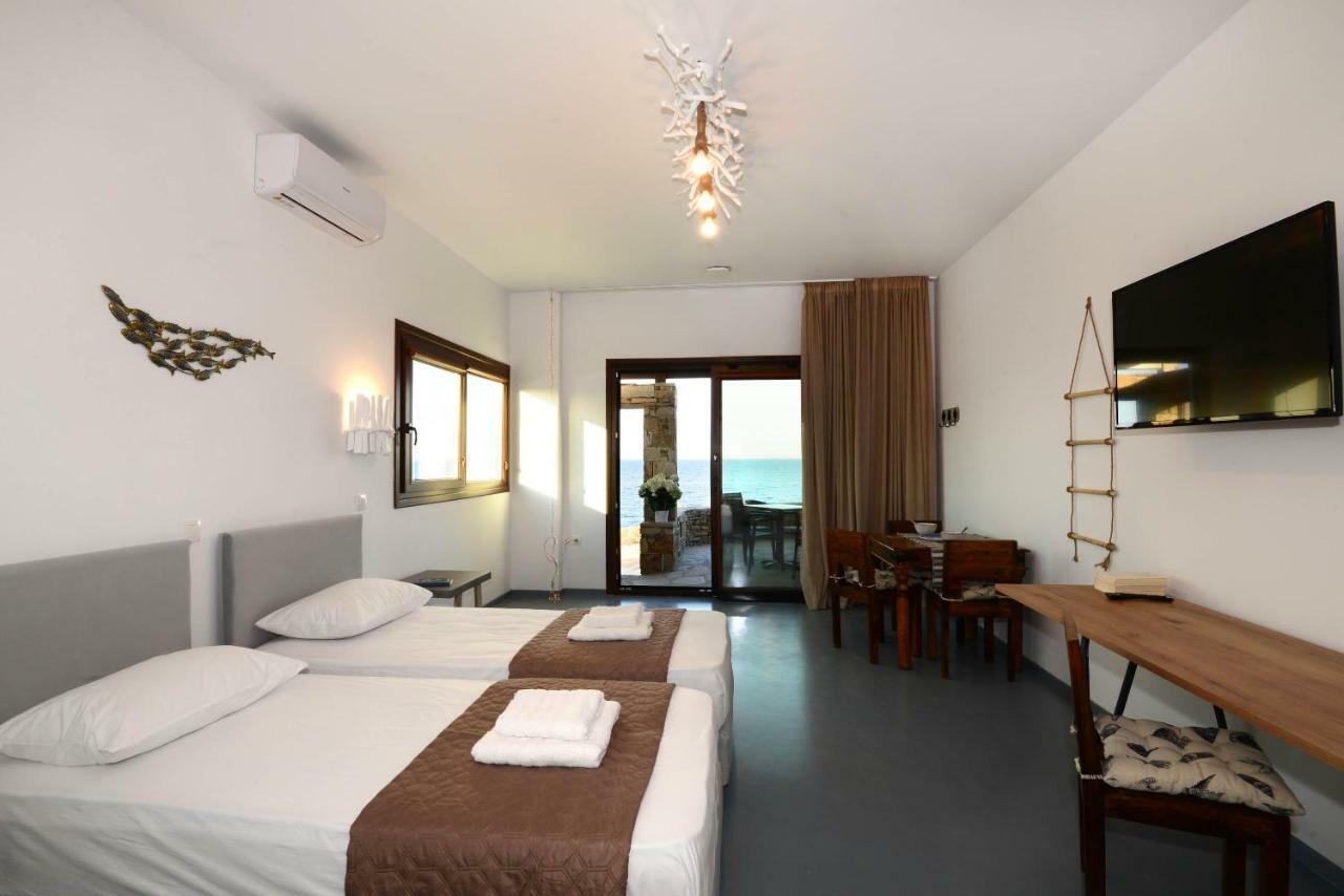 Lalari Beach Suites Vári Extérieur photo