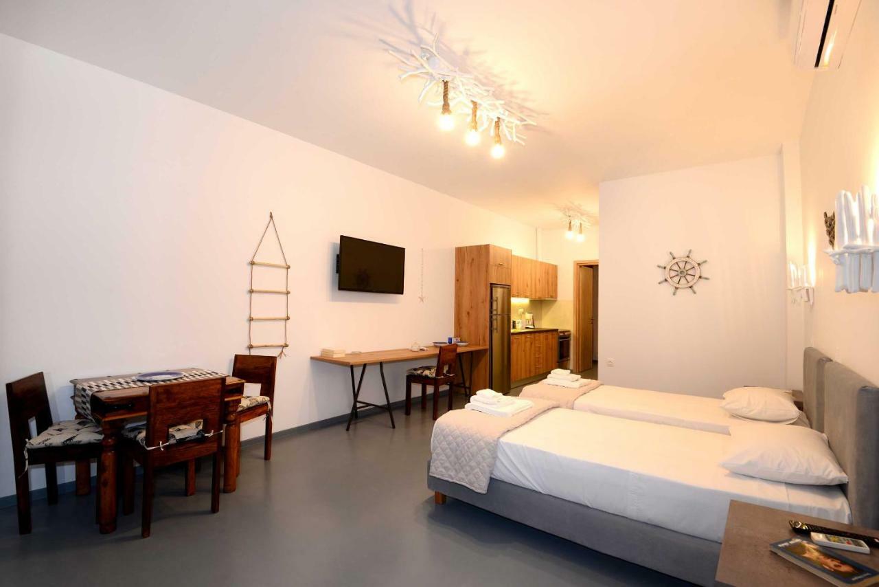 Lalari Beach Suites Vári Extérieur photo