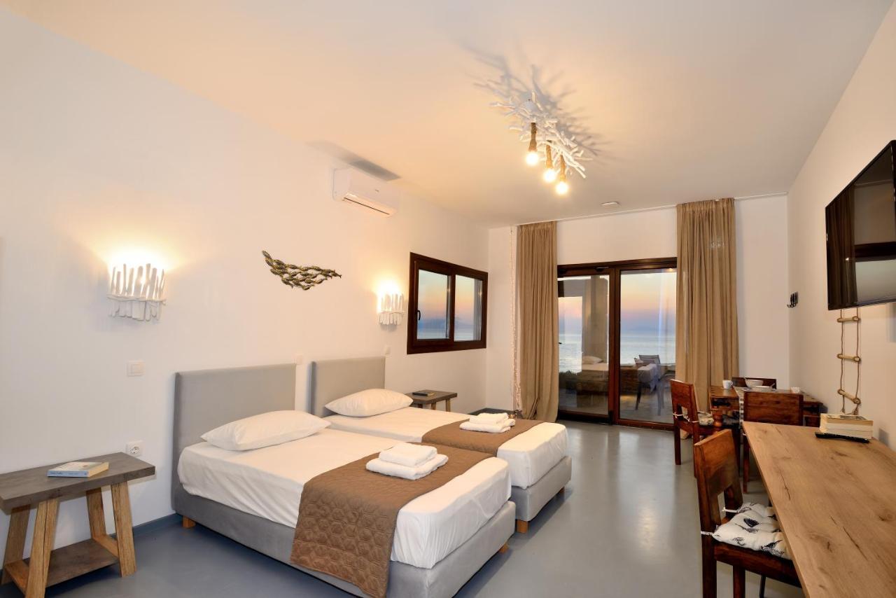 Lalari Beach Suites Vári Extérieur photo